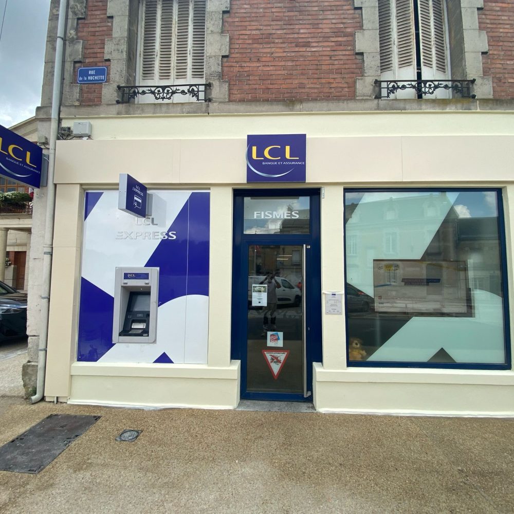 Photo 2 après la rénovation de la façade du LCL à Reims