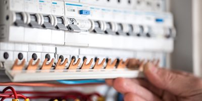 quand-remplacer-tableau-electrique-bs-entreprise-epernay